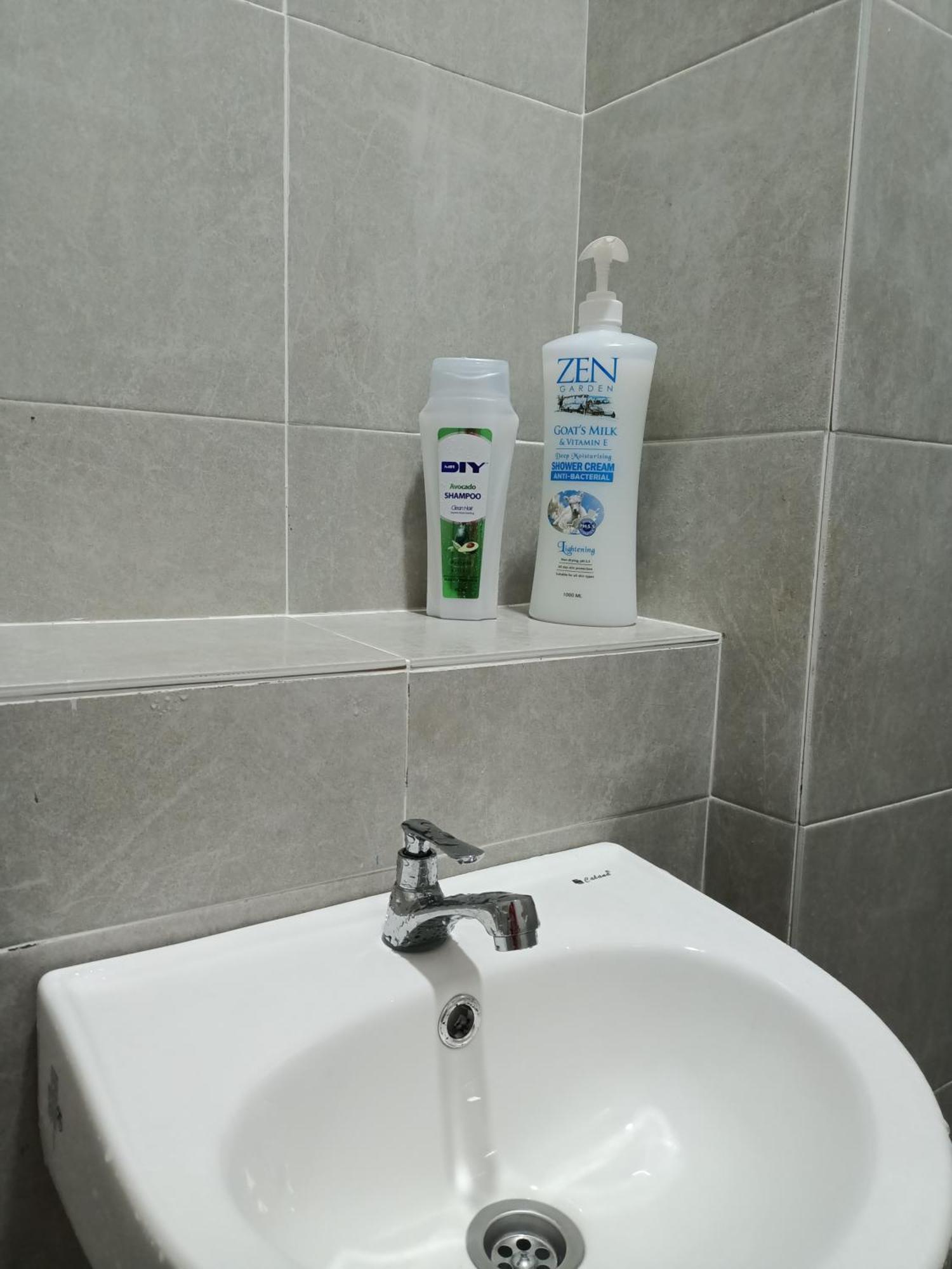 A&z Residensi Adelia2, Bangi Avenue, Free Wifi, Pool * Kajang