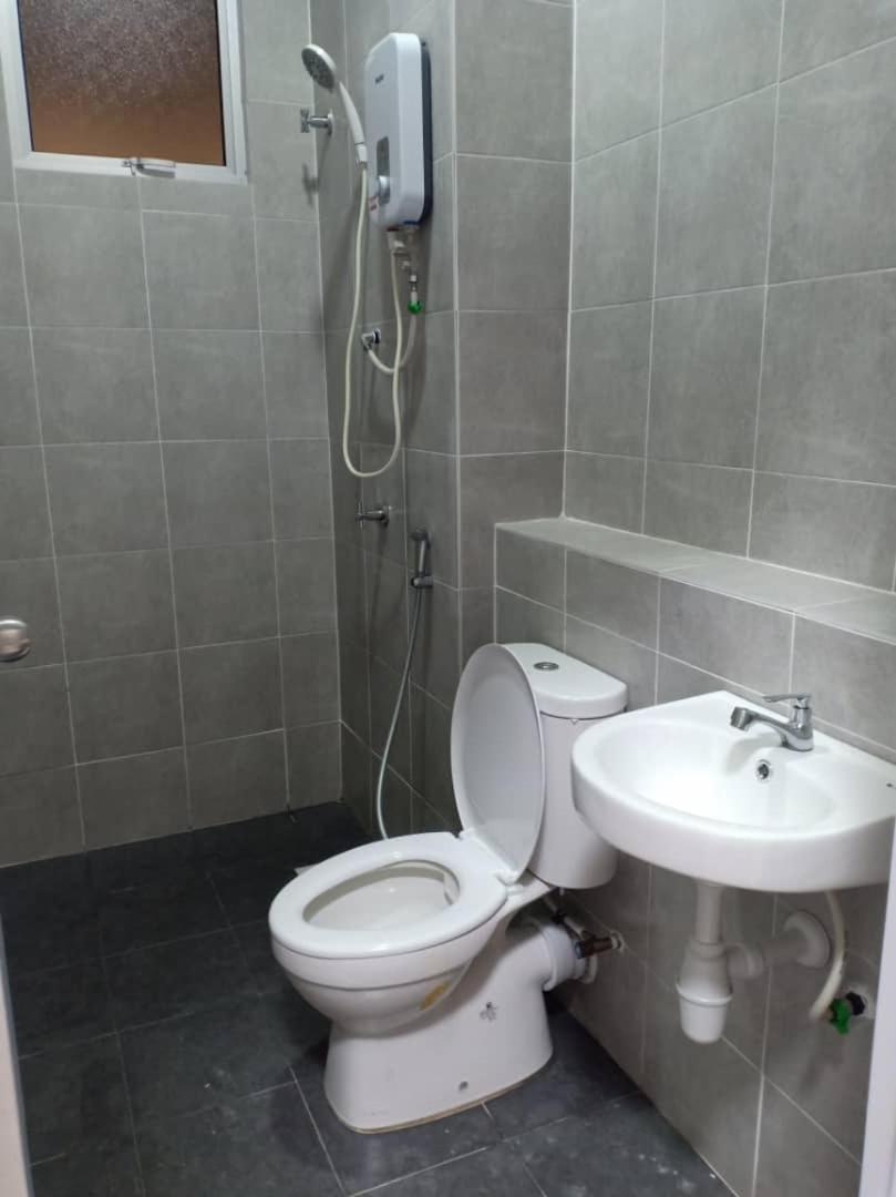 A&z Residensi Adelia2, Bangi Avenue, Free Wifi, Pool Kajang