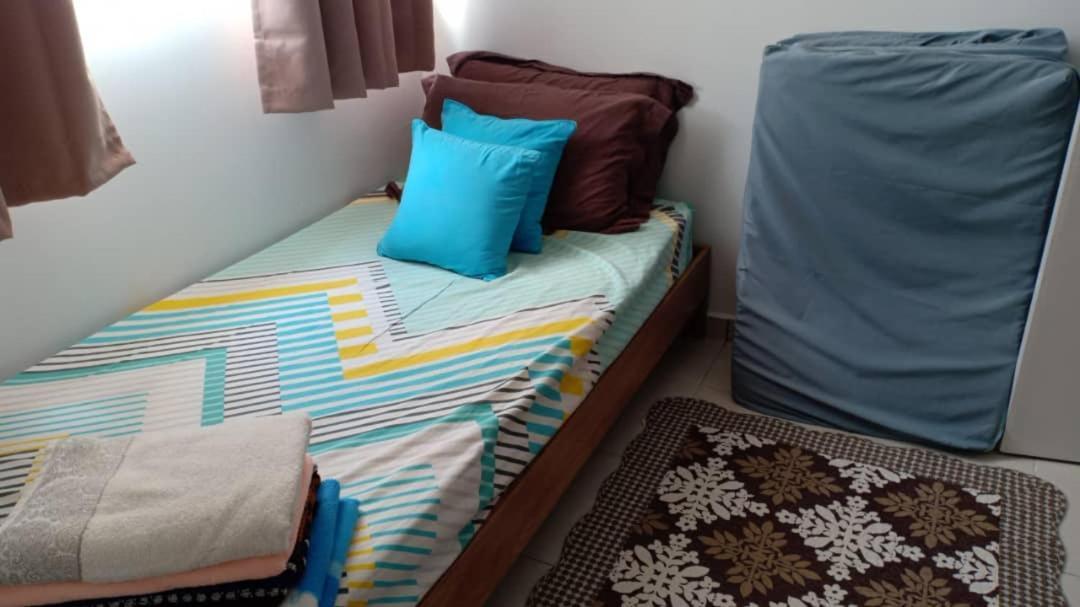 A&z Residensi Adelia2, Bangi Avenue, Free Wifi, Pool Apartment